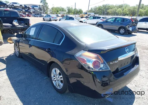 2011 Nissan Altima 2.5 S z USA, uszkodzony, nr VIN 1N4AL2AP6BC176027